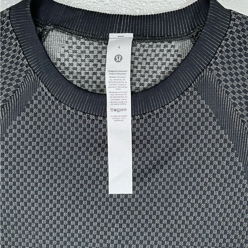 NWT Lululemon Rest Less Pullover‎ Curve Block Black / Rhino Grey W3GZ0S Size 4